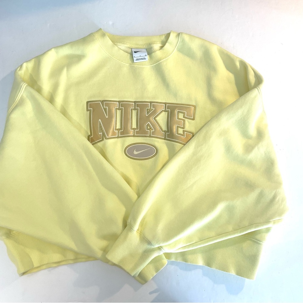 Nike Yellow Logo Crewneck Sweatshirt - Picture 4 of 11